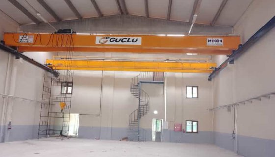 GÜÇLÜ HİDROLİK - 10 TON GEZER KÖPRÜLÜ VİNÇ